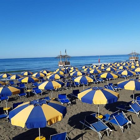 Hotel Tirreno Latina Zewnętrze zdjęcie