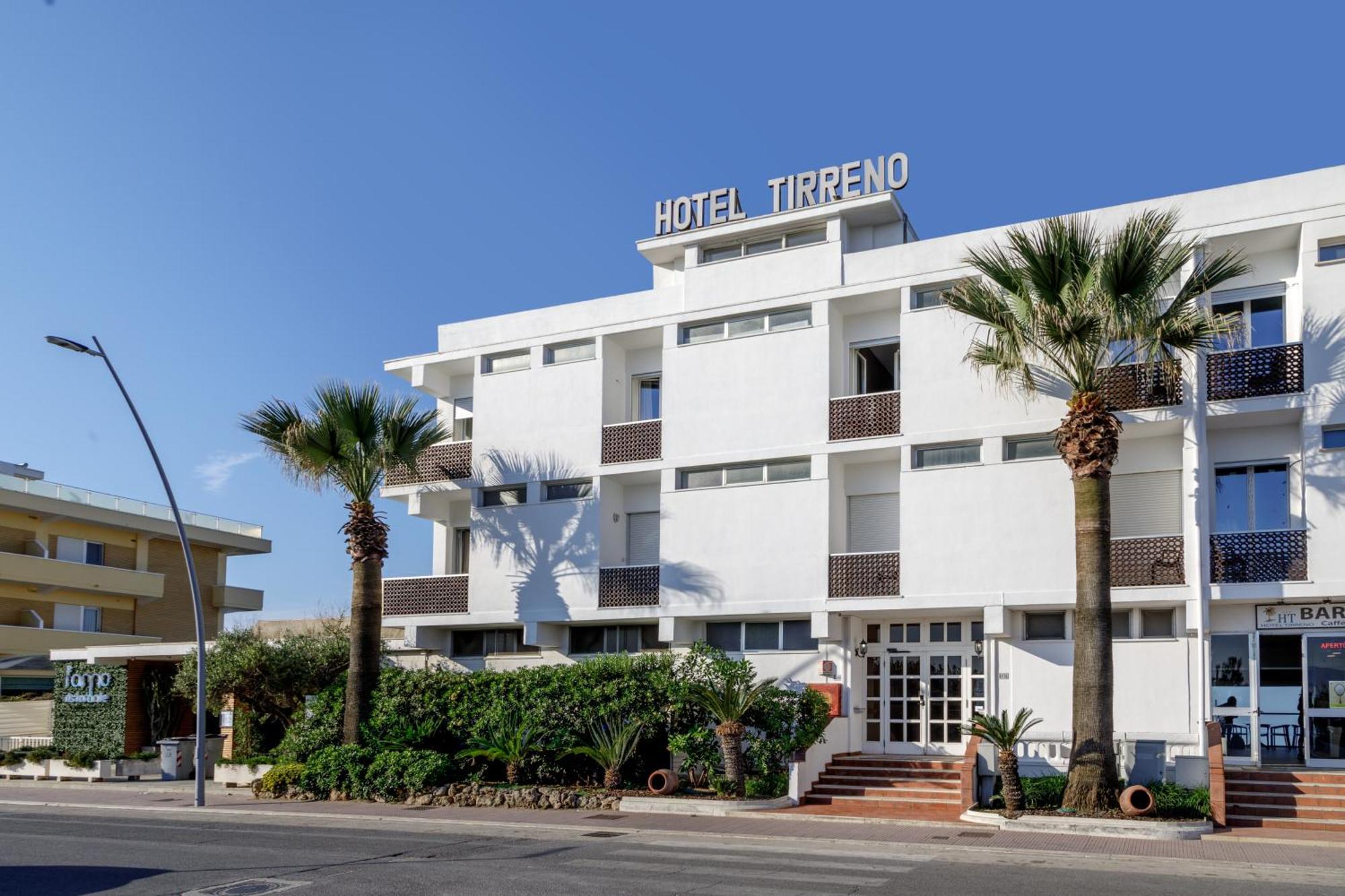 Hotel Tirreno Latina Zewnętrze zdjęcie